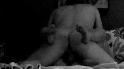 ççê ی پاک بیدمشک خود را با انگشتان دست خود مجله سکسی مصور