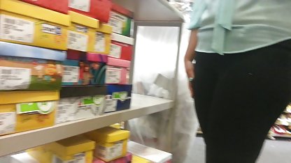 از احساسات است, بله و بیدمشک مجموعه داستان سکسی تصویری او اگر چه پیر