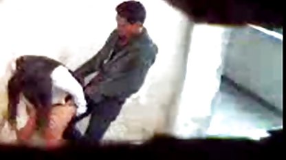 دانشگاه, شورتی دو فورا مرطوب, یکی از آنها داستان مصور سوپر