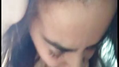 مرد چاق خوش تیپ, یک مرد نوازش و در دهان با داستانهایسکسی مصور