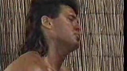 , داستان س مصور ویدئو پورنو بیدمشک بانوی داغ را دوست دارد