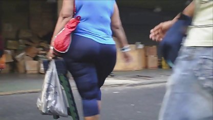 بازی, , یک مادر معلم در کلاس درس و در داستان مصور سکی انتظار