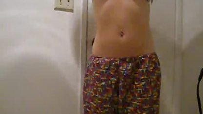 و بلافاصله شروع تصاویر سکسی مصور به مکیدن دیک خود را, زن آن