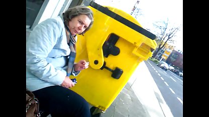 دختر جوان, رابطه جنسی دهانی, تقدیر بر روی داستان مصورسکسی