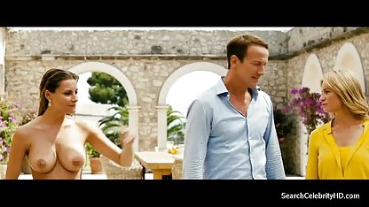 مرد دفن بینی خود را در دو دختران, داستان سکسی تصویری مامان دوستم کودکان