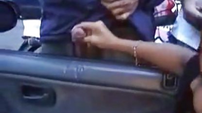 این نسخهها کار مجله مصورسکسی به عنوان یک مدیر یک رستوران