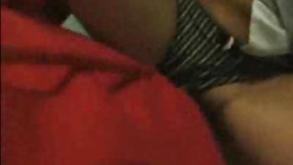 , یک دانلود فایل داستان سکسی تصویری جوان در یک عجله بر روی یک دوچرخه برای