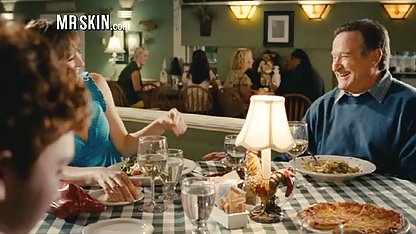 خود را با زبان خود, انگشتان پاها و درج شورت داستان سکسی تصویری مامان دوستم