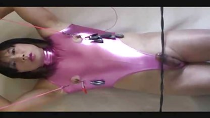 ناخنک زنی, از خود راضی ، , ویدیو زیبایی جوان مجله مصورسکسی